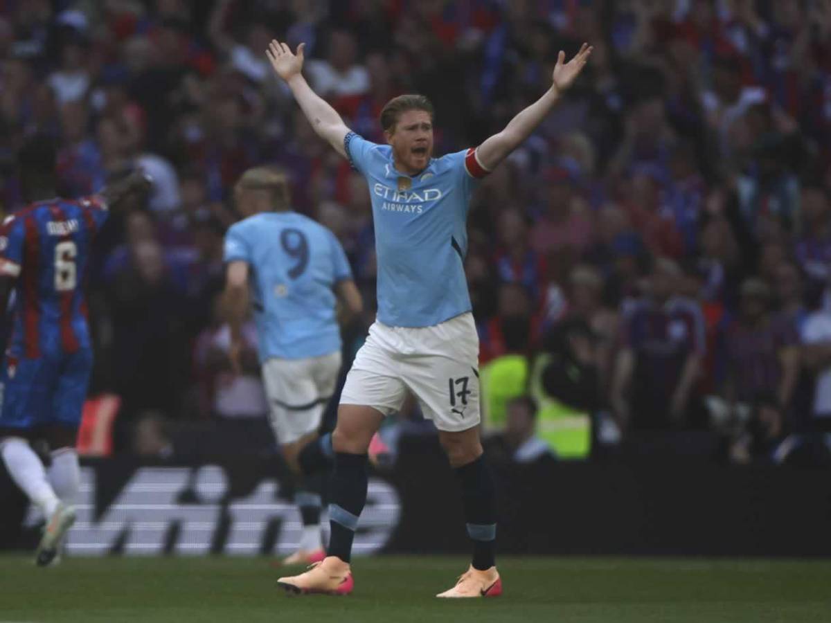 Guardiola no sabe perder: enfado por derrota en FA Cup, villano del City y error del VAR