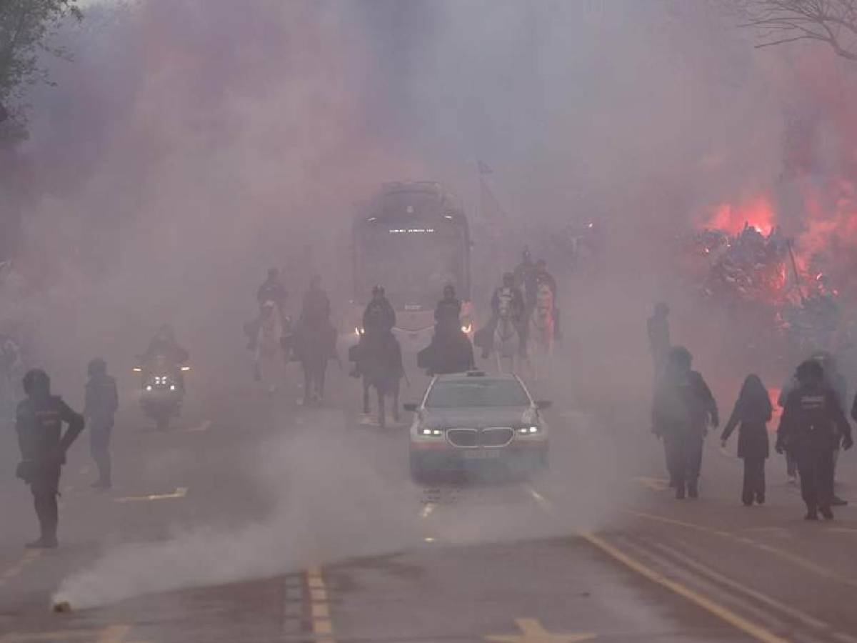 Creen en la remontada: el impresionante recibimiento al Real Madrid a su llegada al Bernabéu