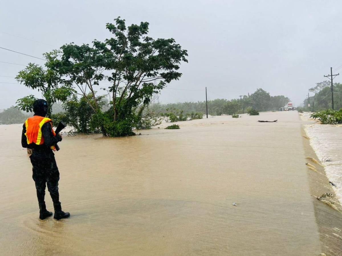 Calles convertidas en ríos y familias evacuadas tras intensas lluvias