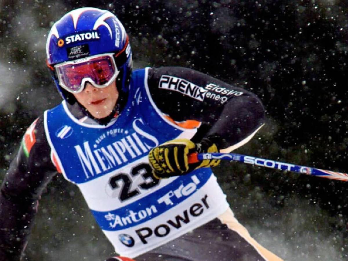 Medallista muere tras caerle un rayo en sus vacaciones; el último mensaje de su esposa