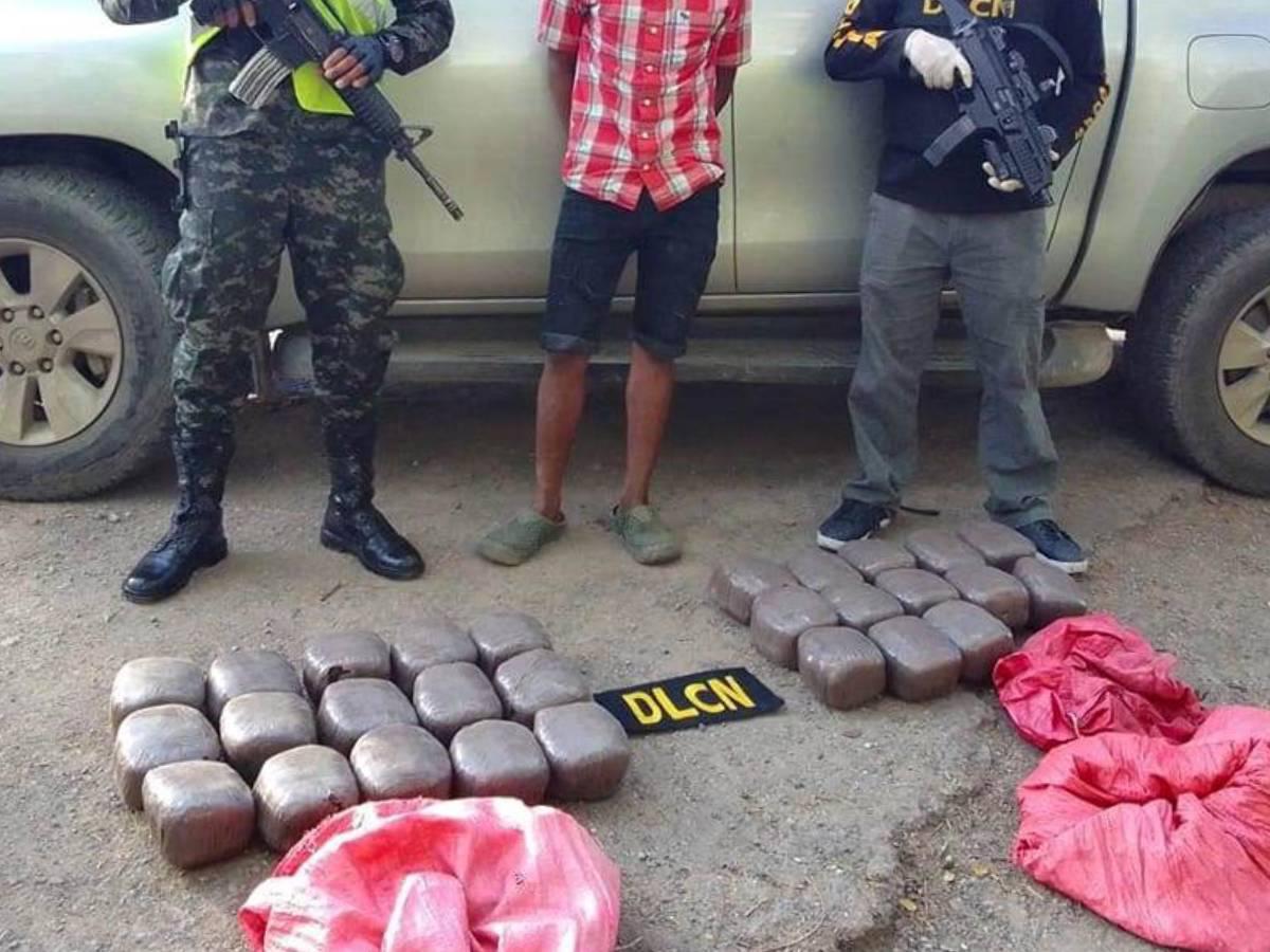 Capturan a menor que transportaba droga en su motocicleta