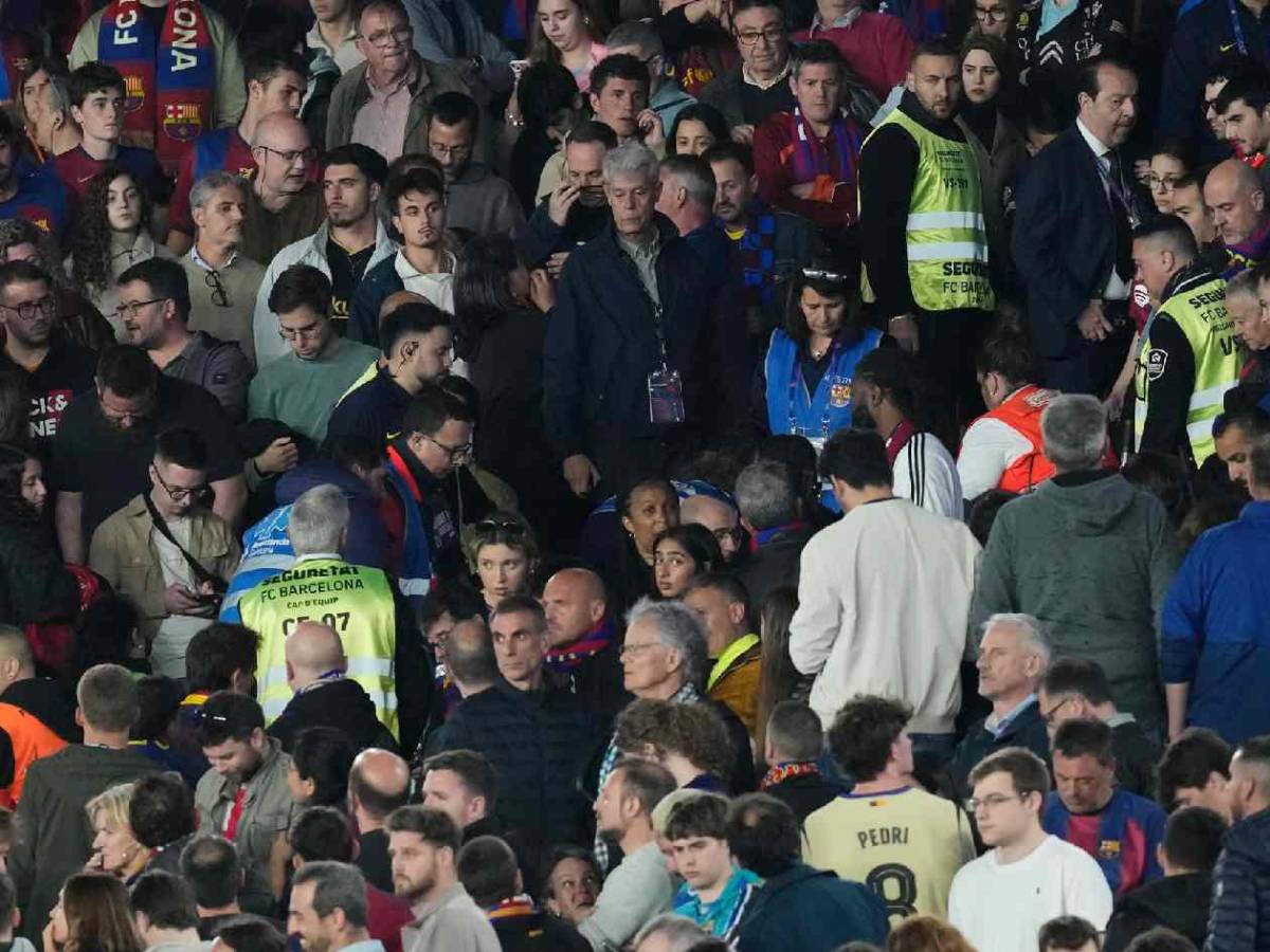 Yamal preocupa al Barcelona y hubo emergencia; hincha da el susto en pleno partido