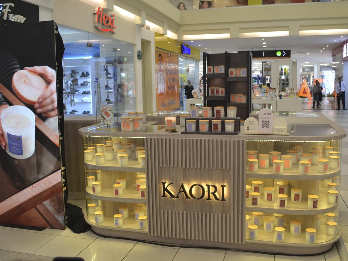 El nuevo kiosco de Velas Kaori está ubicado en el primer nivel de Multiplaza San Pedro Sula.