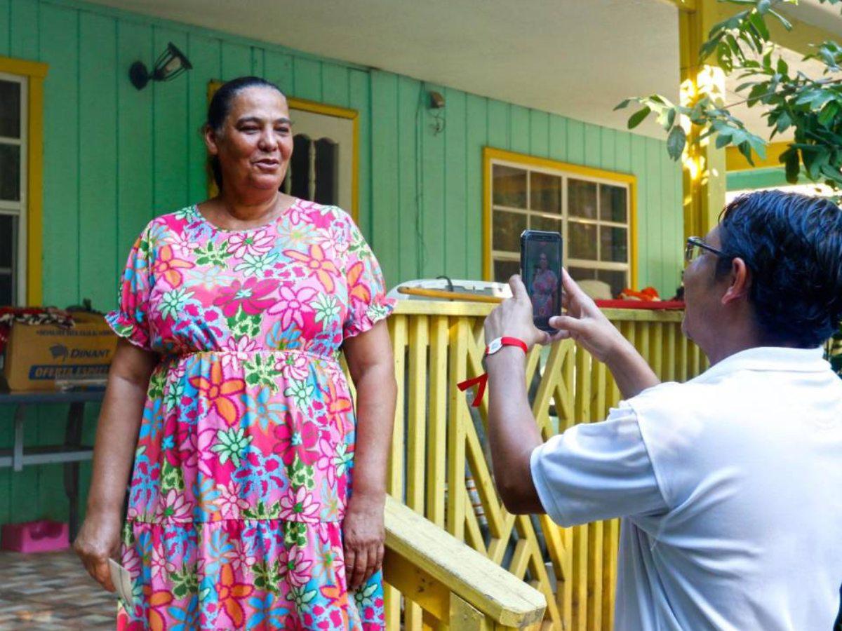 Nuestro periodista Erlin Varela tuvo una charla agradable con la madre de portero de Olimpia.