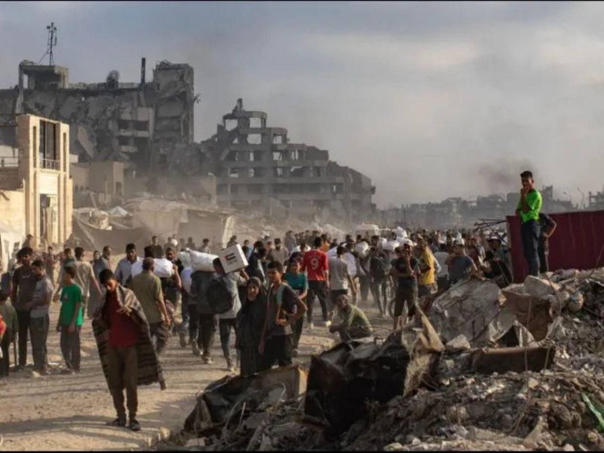 Madonna pide ayuda para salvar a niños de Gaza de la hambruna