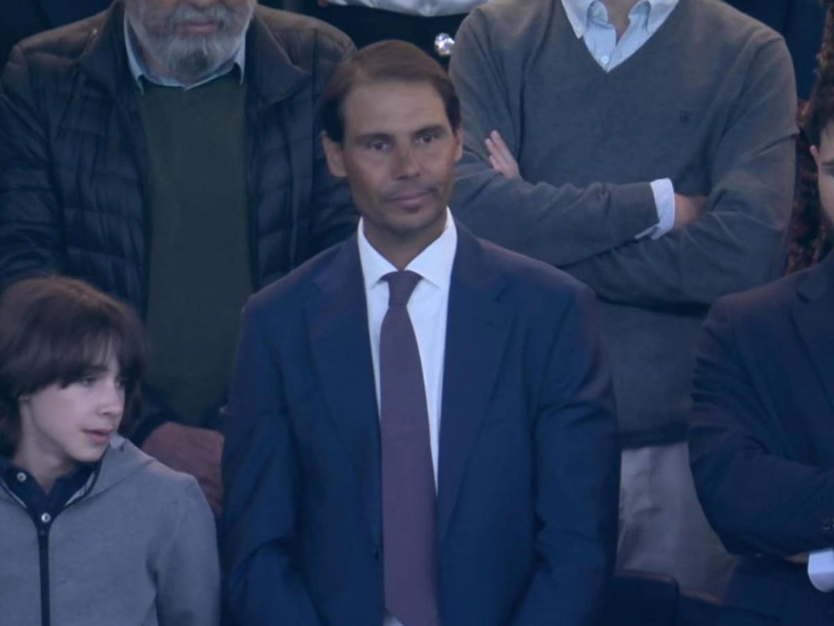 Vinicius contra Simeone, indignación en Real Madrid, Ester Expósito captada infraganti