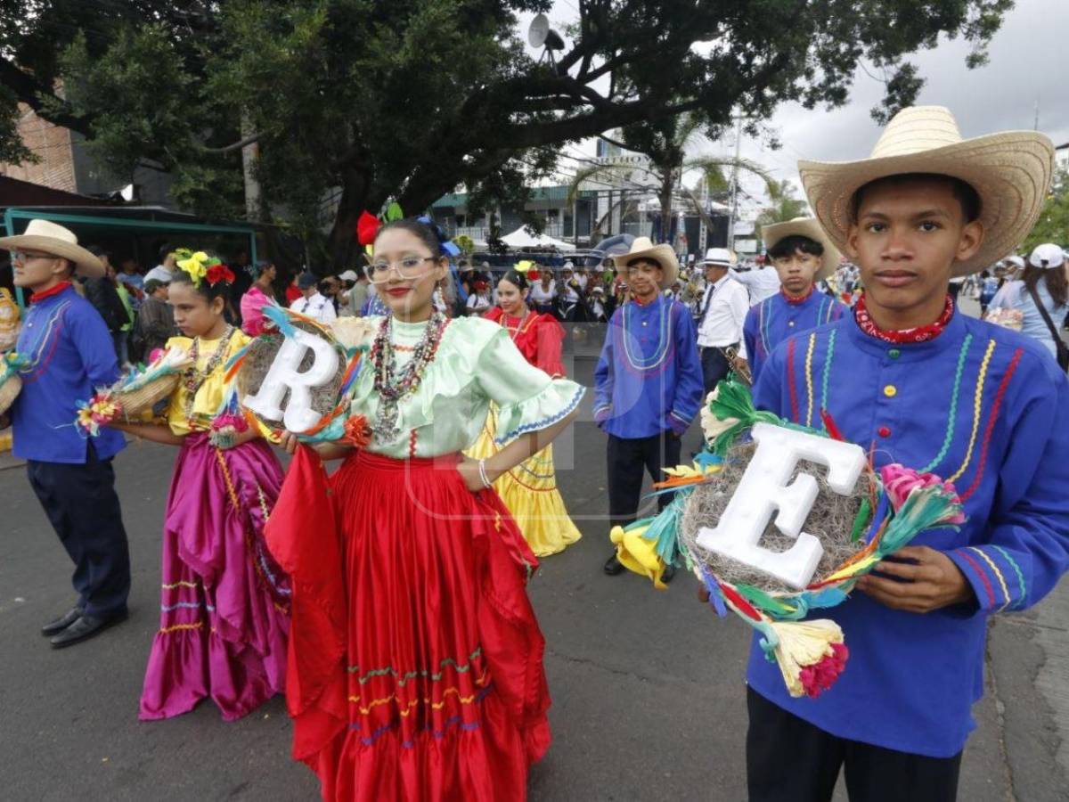 En fotos: Honduras celebra su independencia con civismo y tradición