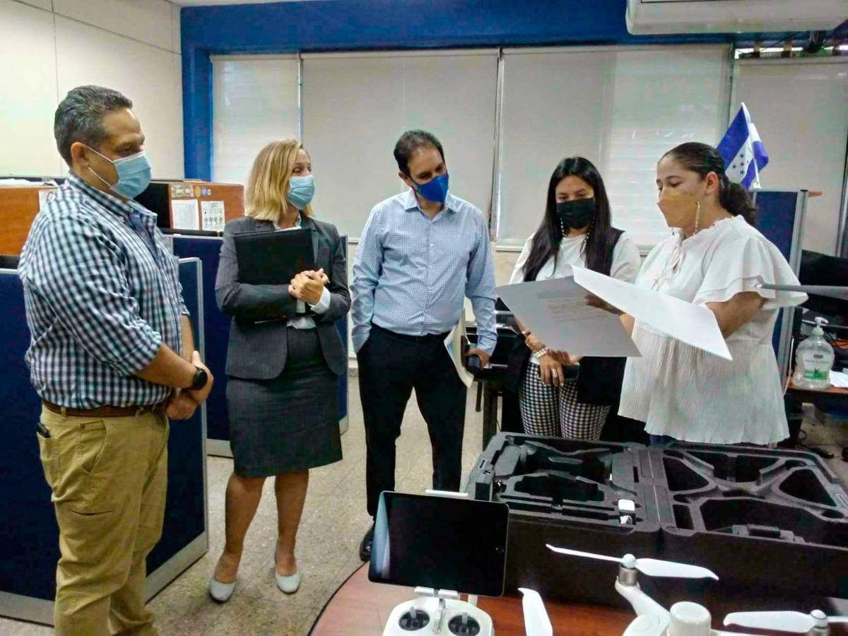 EE UU supervisa proyectos agrícolas