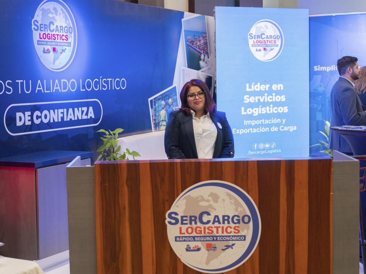 Fanny Zelaya, gerente Comercial de SerCargo.