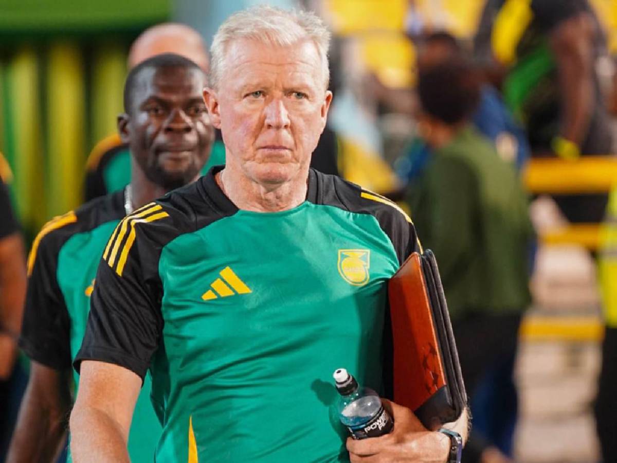 Renunció y deja sin DT a selección de Concacaf antes de jugarse el Mundial