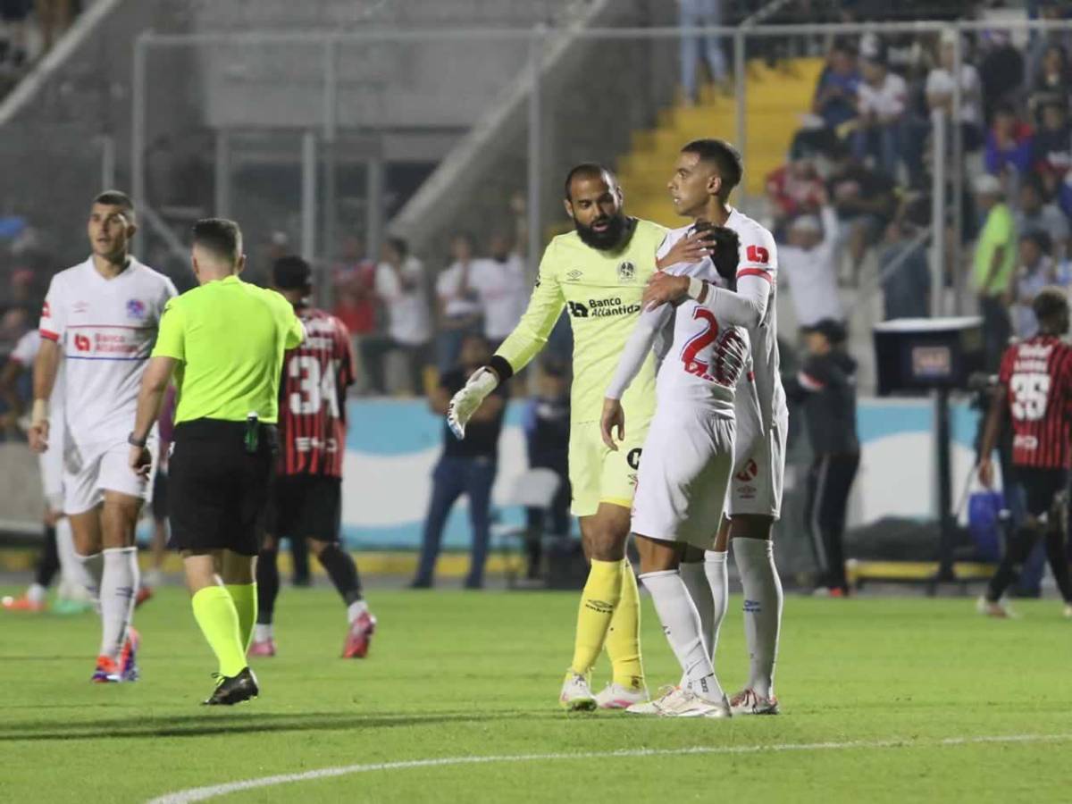 Olimpia llora la dolorosa eliminación, villanos en penales y Alajuelense festeja en el Nacional