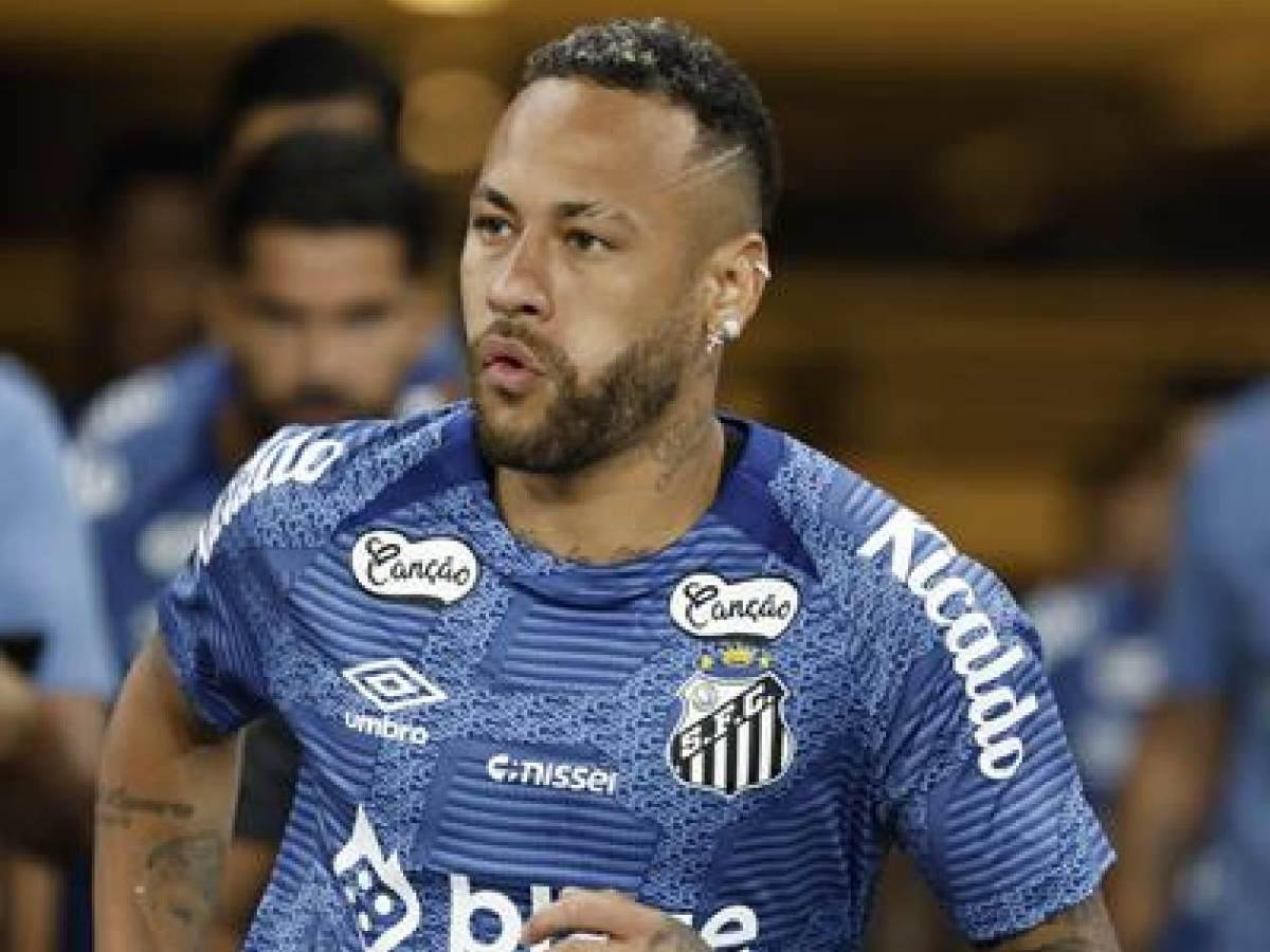 Neymar sufrió su primera derrota, su dura crítica en Brasil y gesto con Depay