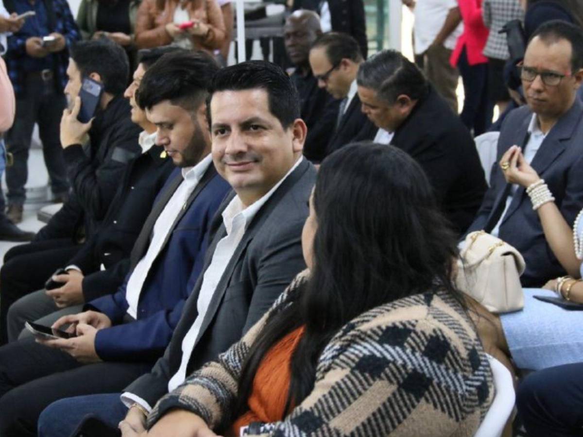 Cossette López a Libre: Ellos han querido robarse la elección