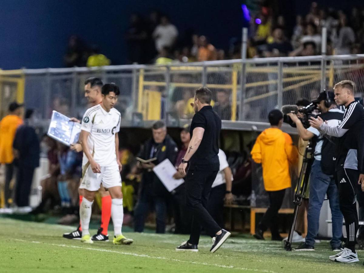 Show de Son, su gesto con hondureño, Lloris cambió camiseta y Real España dio pena