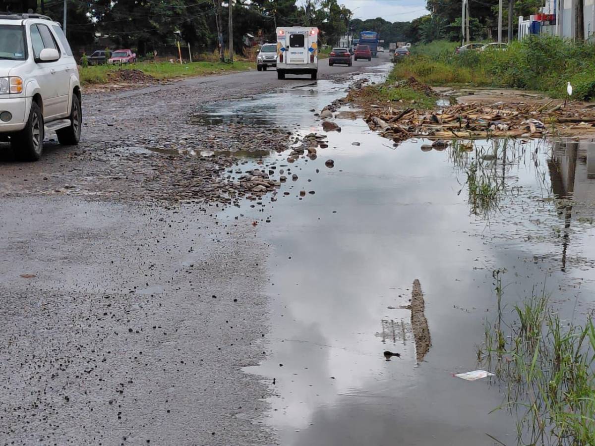 Tráfico infernal y accidentes: la crisis vial en la CA-13 de Honduras