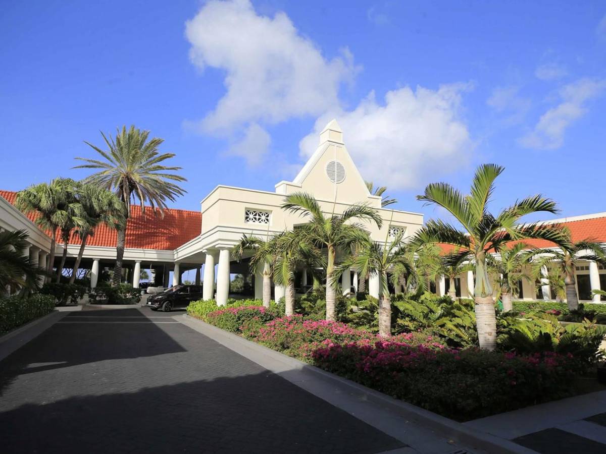 Así es el lujoso hotel donde estará Honduras en Curazao: el precio de cada habitación