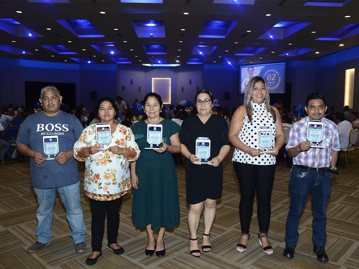 Un total de 18 colaboradores fueron reconocidos por su antiguedad y trayectoria en la empresa.