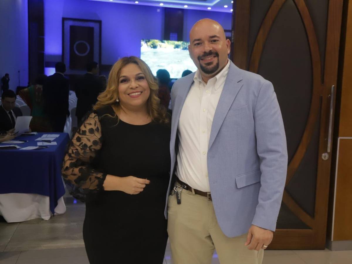 COMENAC 2025 rinde homenaje al Dr. Feizal Selman-Housein