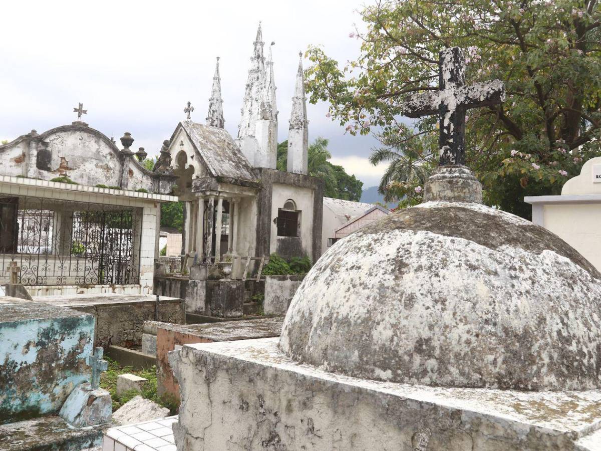 Las familias que dejaron su huella en el Cementerio General de San Pedro Sula