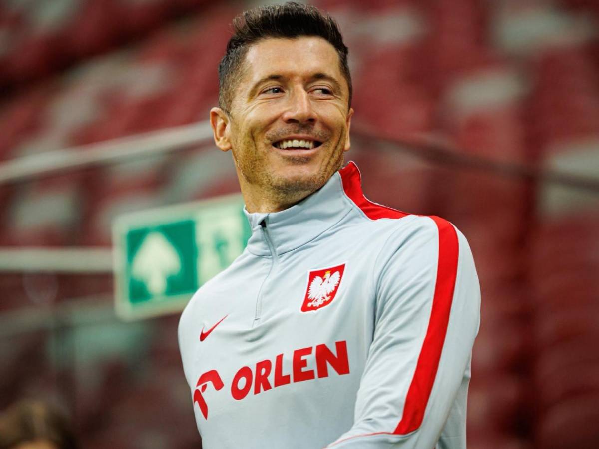 Lewandowski recibe propuesta de gigante para sacarlo del Barcelona: Toma decisión