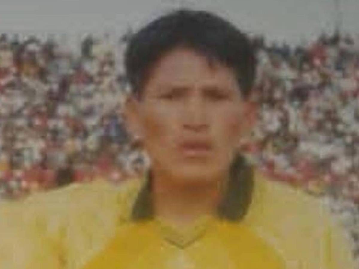 Horror: Cámaras captan despiadado asesinato de exfutbolista Wilfredo Puma en una cantina