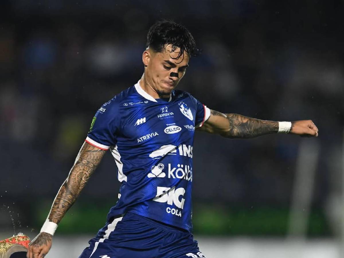 Olimpia, alerta: Policía arresta a jugador Carlos Barahona por sorprendente motivo