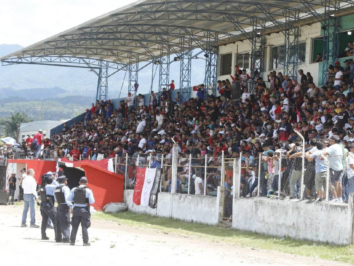 La razón por la que no se vio por TV el Independiente-Choloma, bellezas y ambientazo