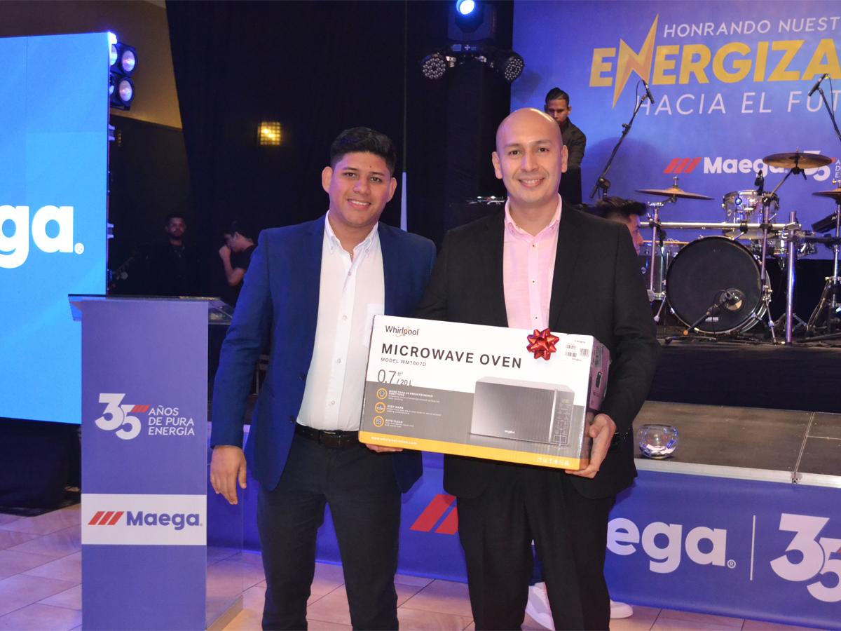 Durante la celebración de Maega se entregaron premios a los distribuidores de todo el país como parte de las actividades del evento.