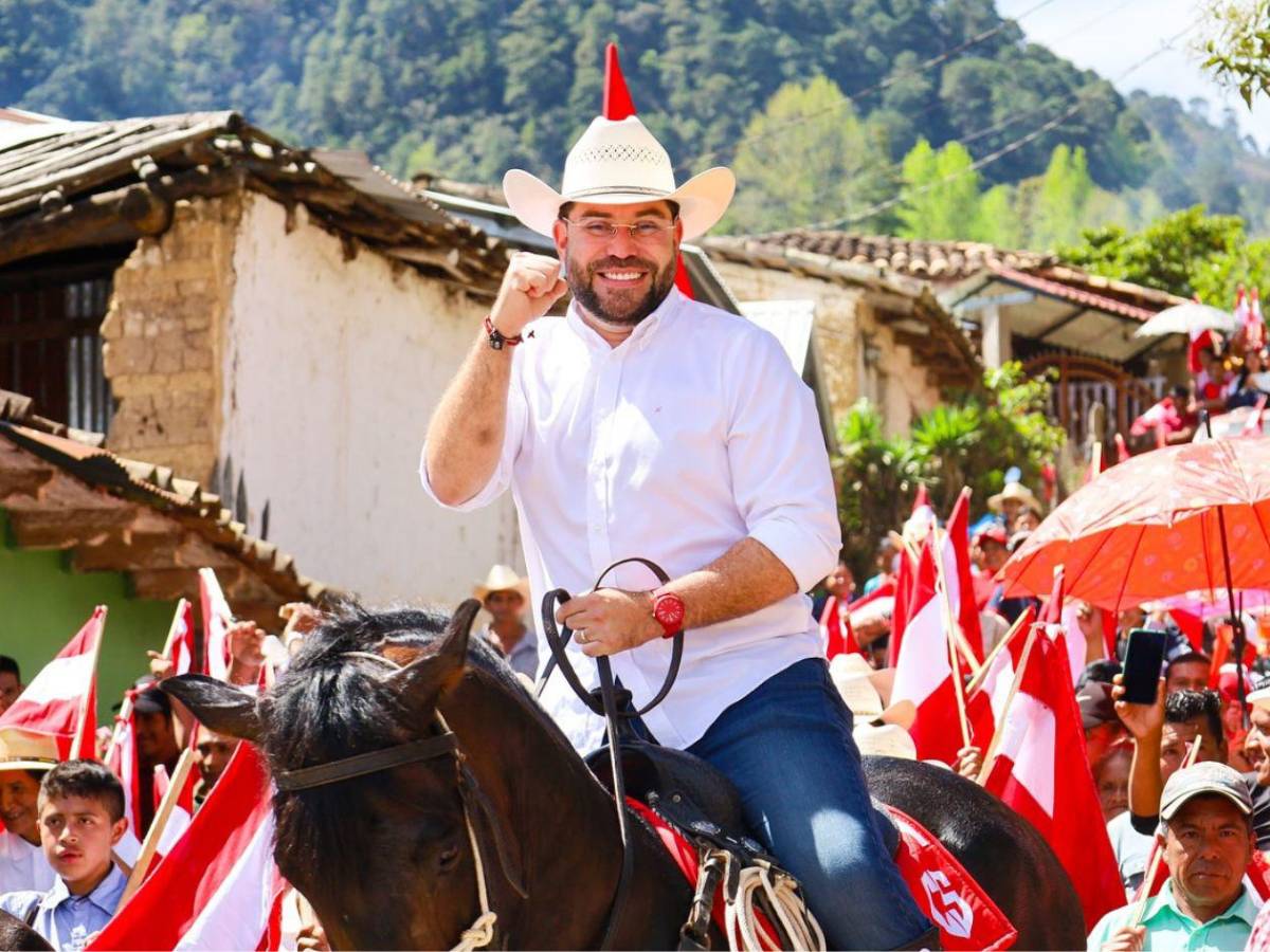 Iroshka asegura que “Nasralla es más grande que el Partido Liberal”; Jorge Cálix le responde