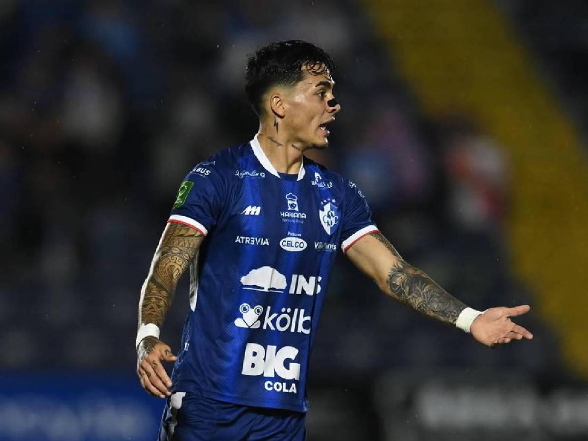 Olimpia, alerta: Policía arresta a jugador Carlos Barahona por sorprendente motivo