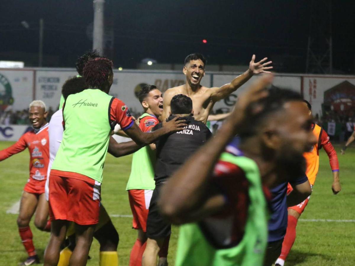 ¡Fiesta total! Así celebró Estrella Roja su histórico ascenso a la Liga Nacional​​​​​