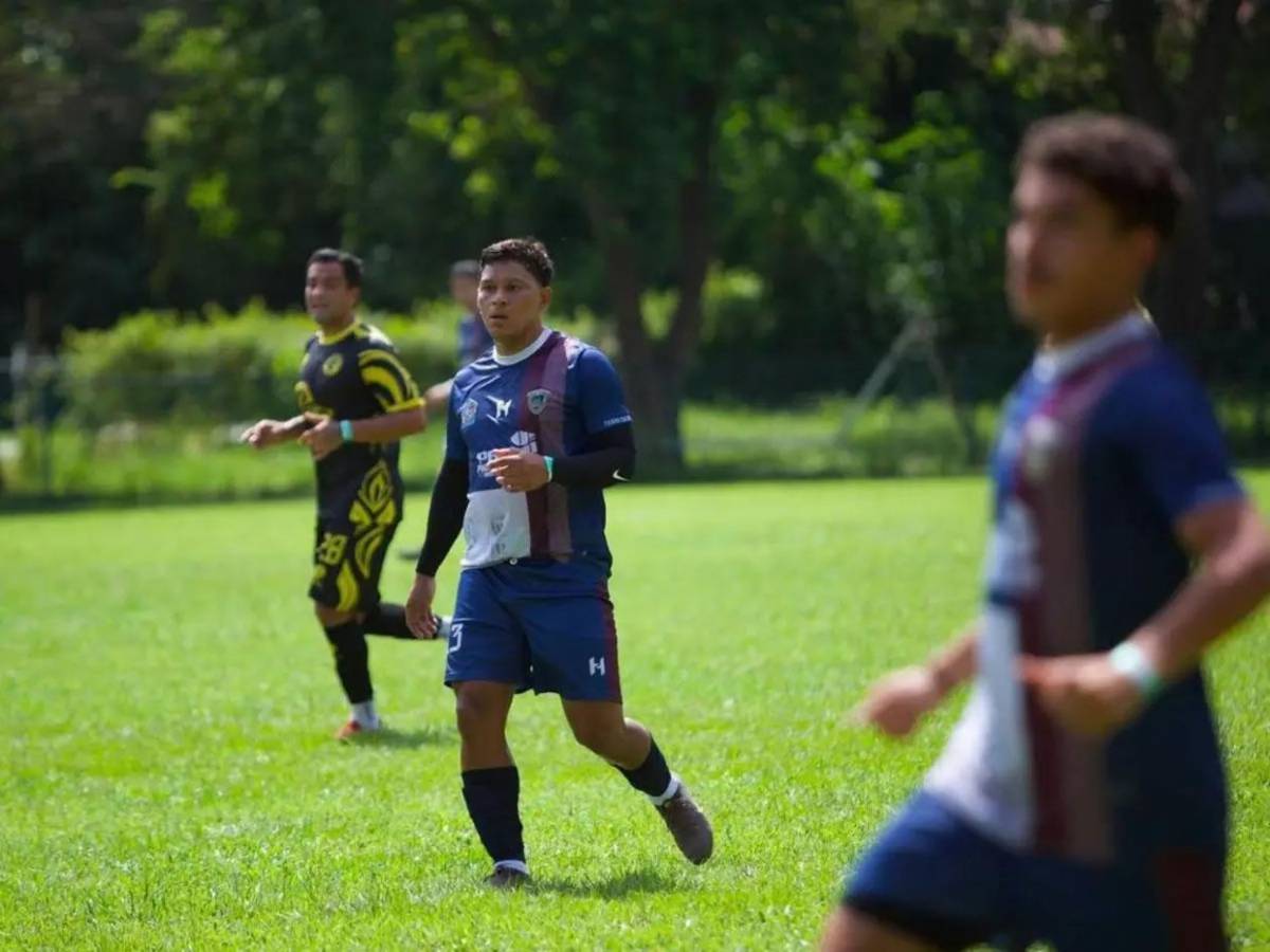 Brayan Moya impacta tras dejar el fútbol profesional: así se gana la vida en USA y México