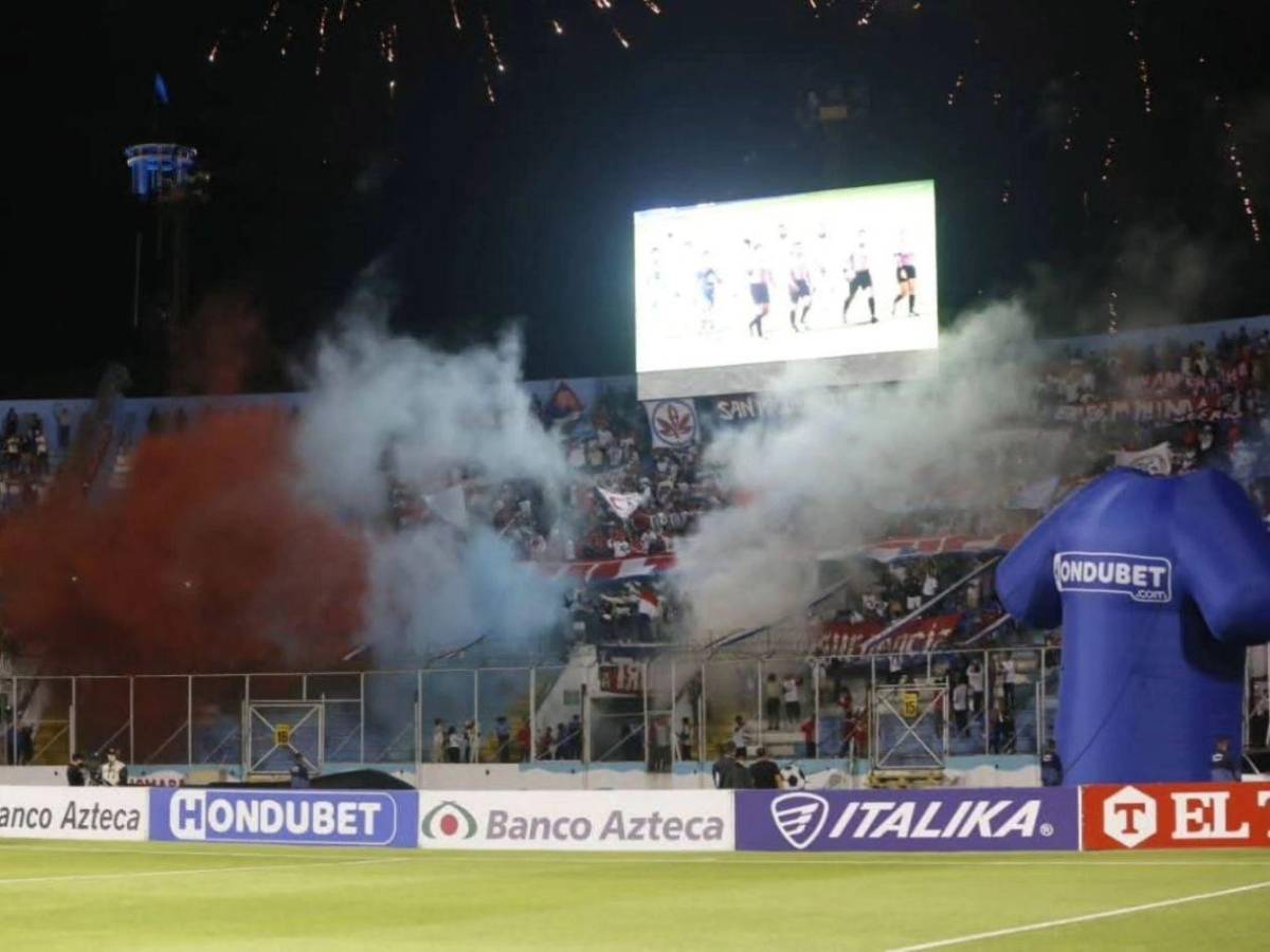 Denuncian lo que pasó con la nueva pantalla del Estadio Nacional “Chelato Uclés”