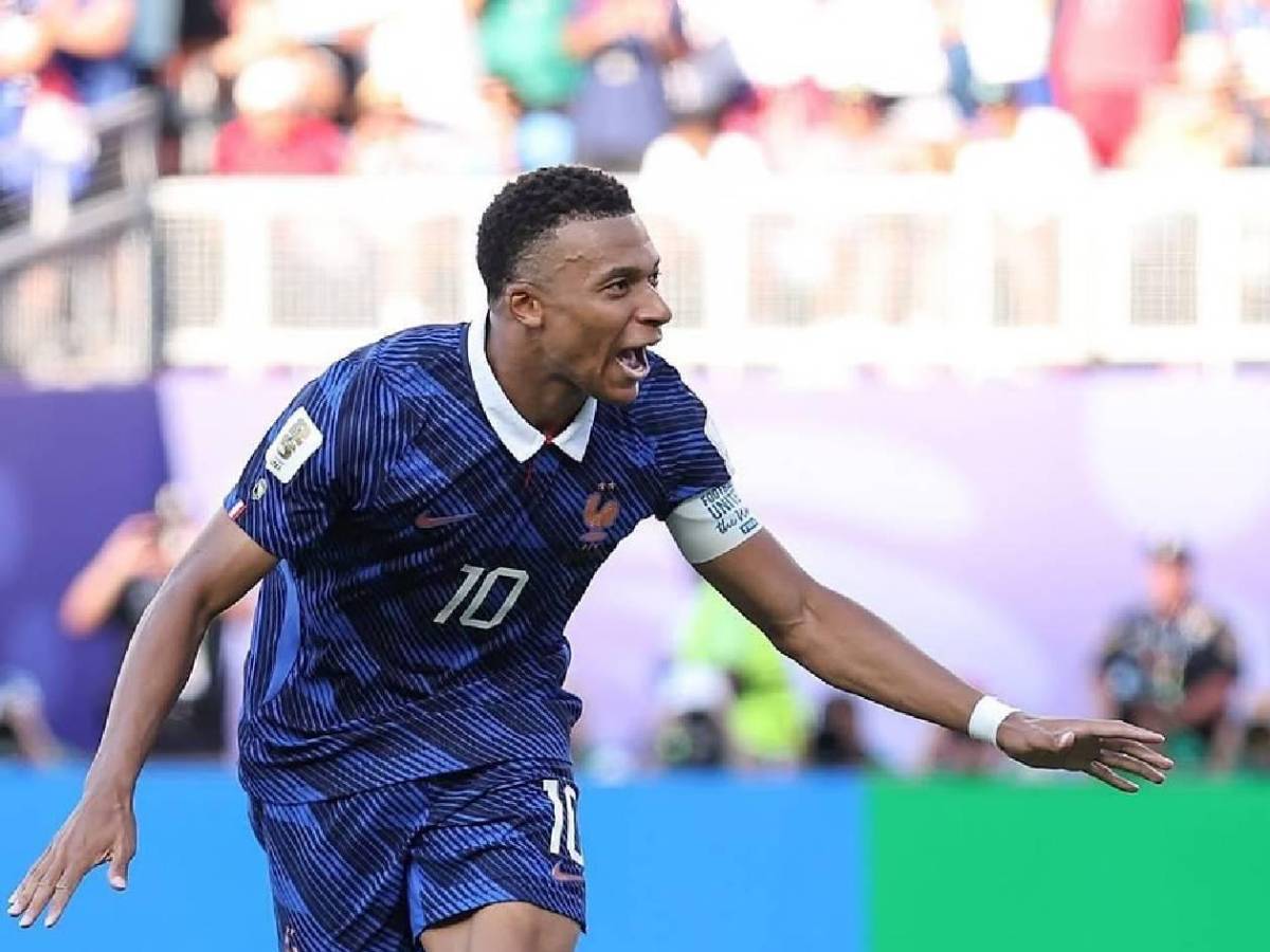 Cruce por el Balón de Oro: Mbappé responde a Dembélé y habla de su relación