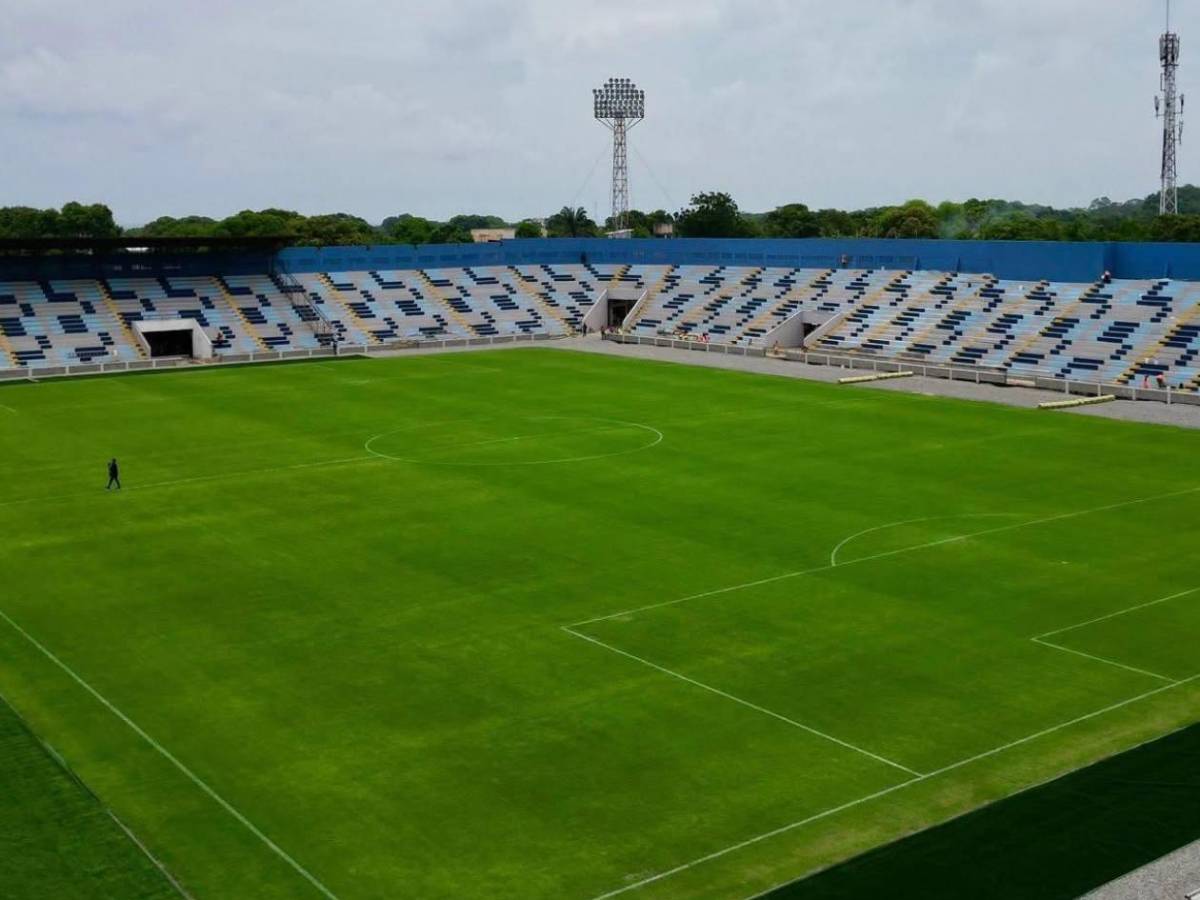 Con un detalle único en Honduras: Así quedó el estadio de La Ceiba