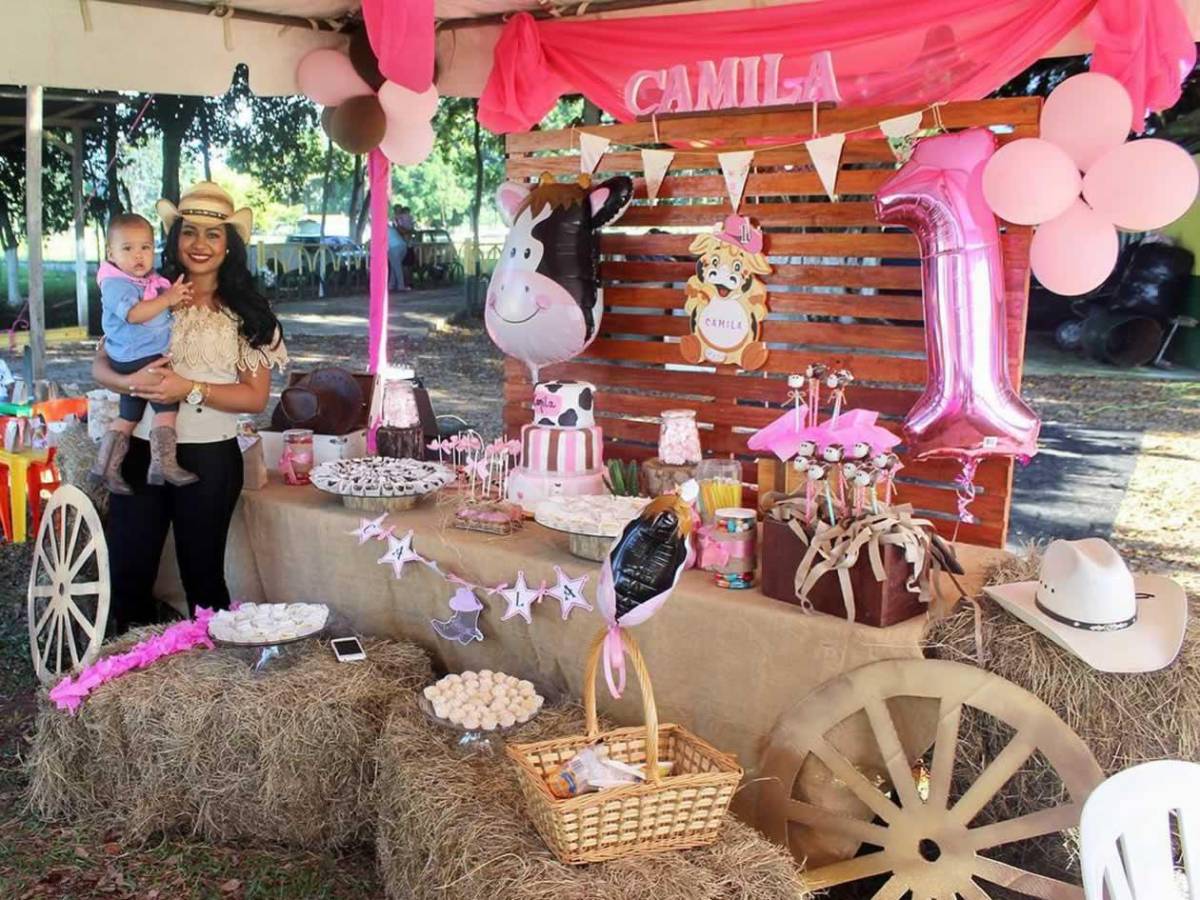 Así es la vida de la esposa de Arnold Peralta a 10 años de la muerte del futbolista