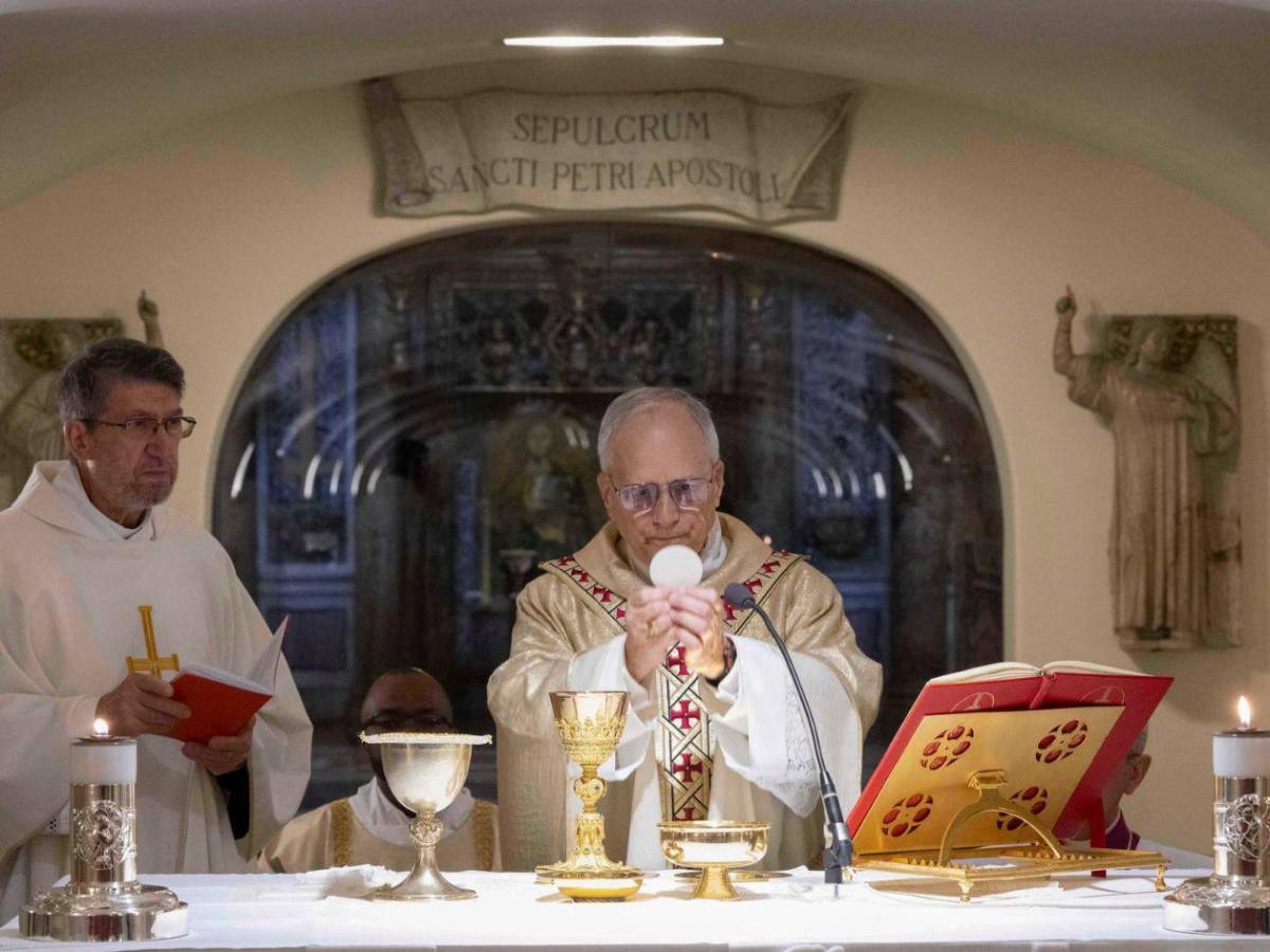 León XIV saluda a las madres, pide alto al fuego en Gaza y fin a la guerra en Ucrania