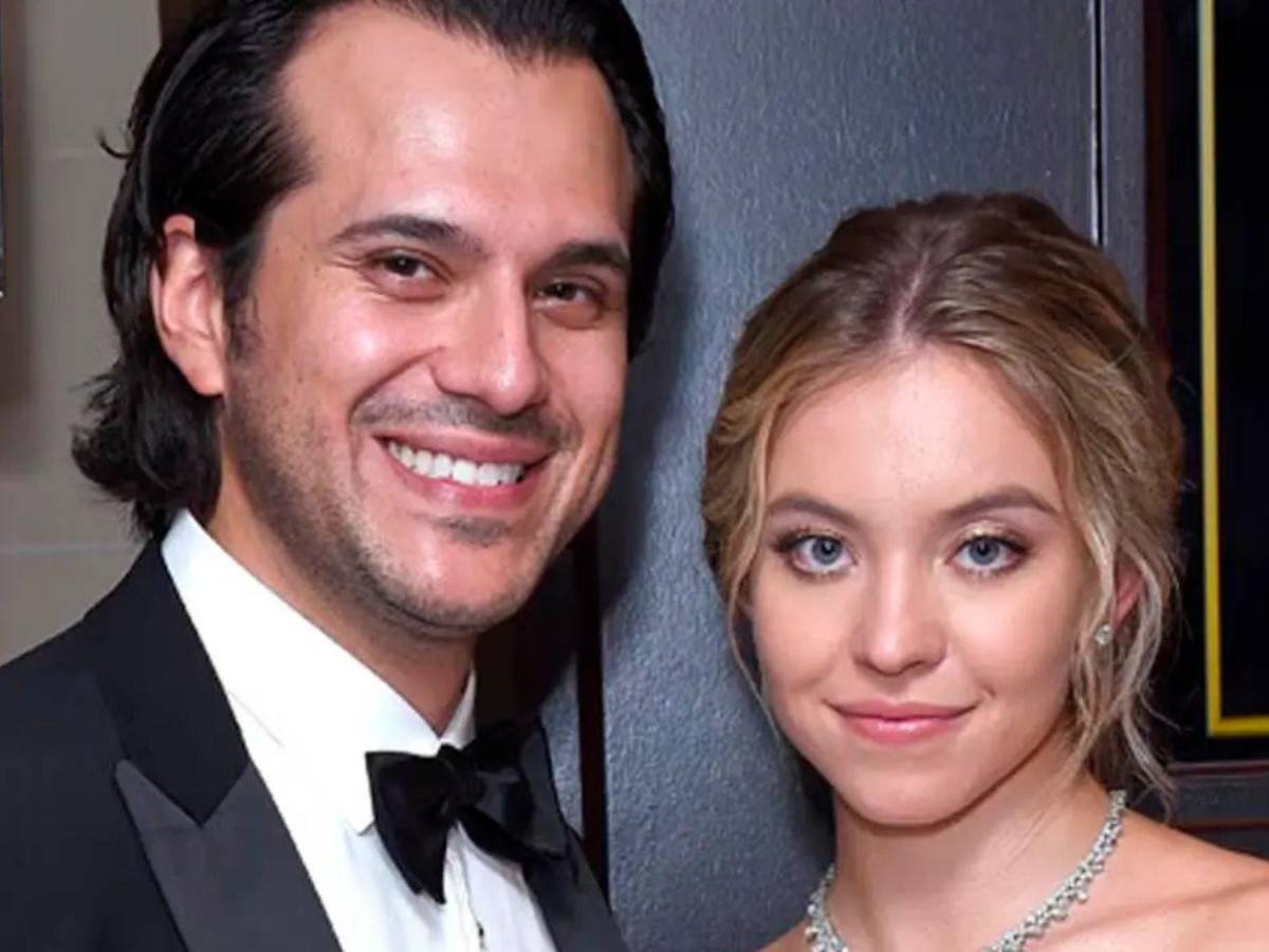 Anunció su soltería y futbolistas de la Premier League buscan conquistarla