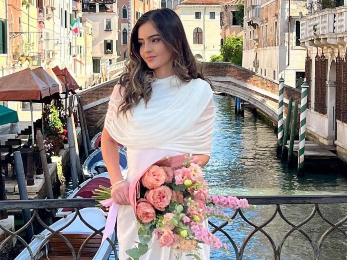 Se me escurrió el maquillaje: Presentadora hondureña se compromete