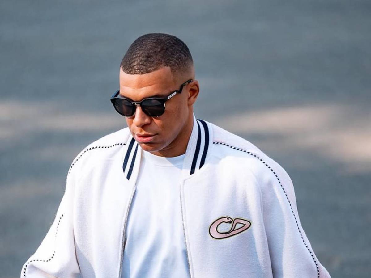 Mbappé es investigado tras pagarle a cinco policías: Esta cantidad les dio por curiosa razón