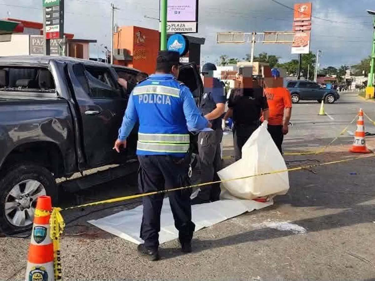 Por homicidio imprudente acusan a conductor de pick up que se pasó semáforo en rojo y murió bebé