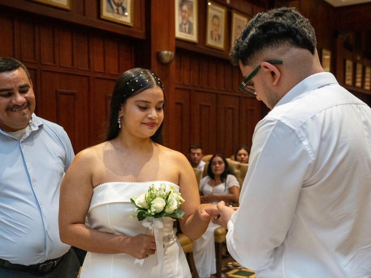 Entre nervios, ilusión y amor esperan las masivas bodas de Caná el sábado 26