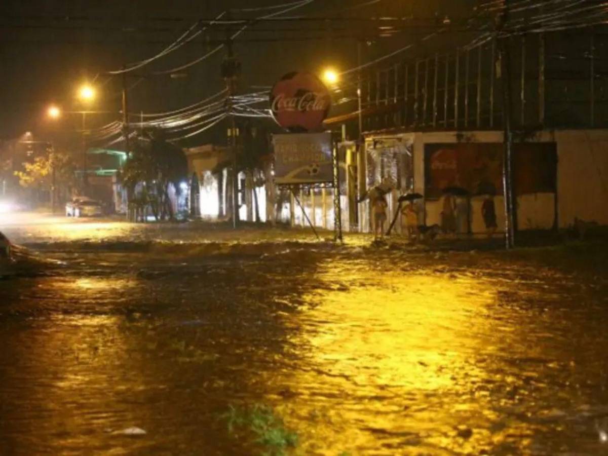 San Pedro Sula enfrenta afectaciones y riesgo de deslizamientos por lluvias
