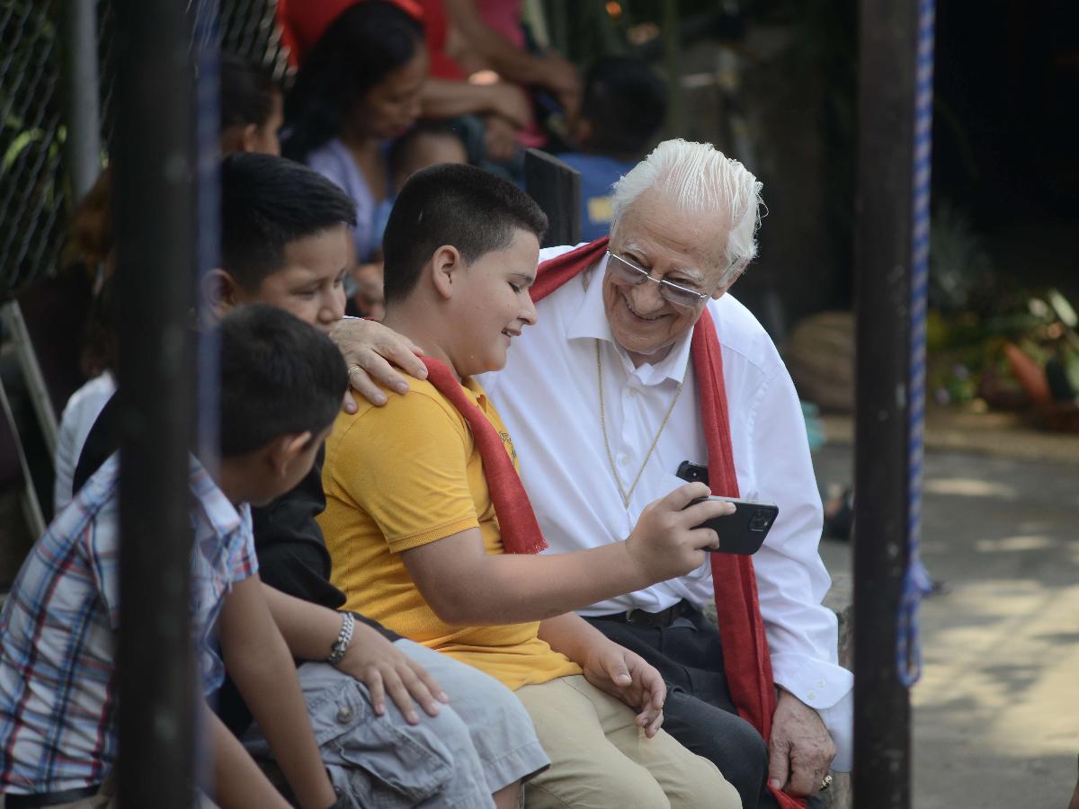 El padre Ángel García destaca la bondad de los hondureños, tras su recorrido por Honduras