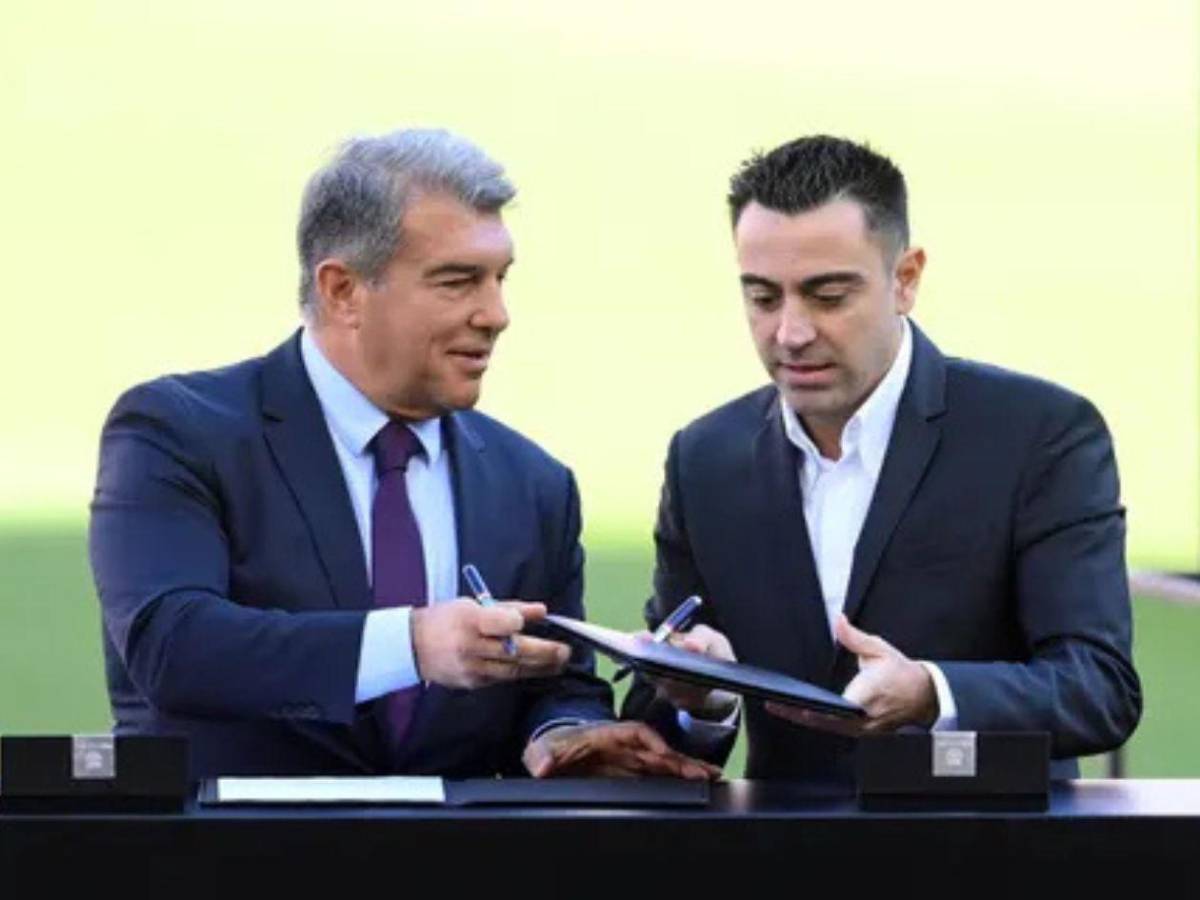Bombazo en Barcelona: Xavi señala a Laporta y revela que frenó el fichaje Lionel Messi