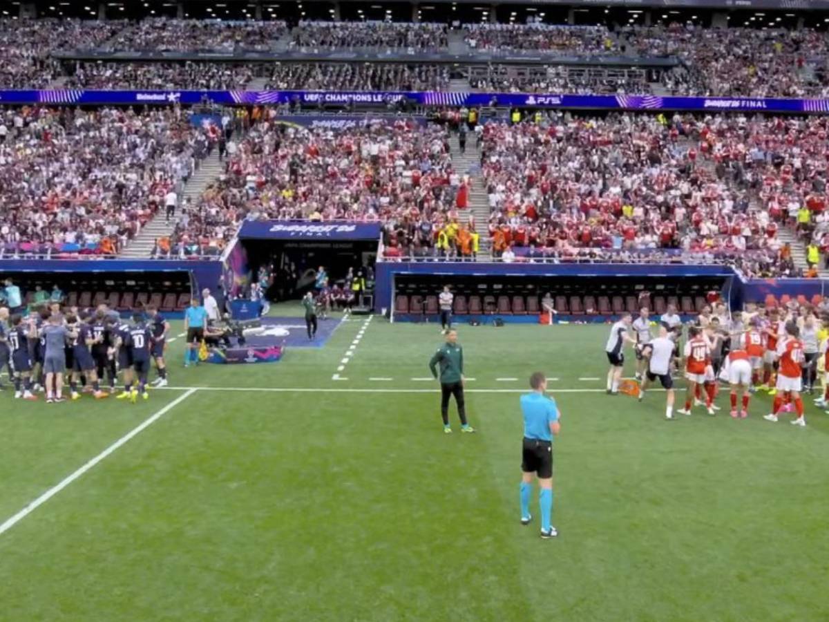 Indignación en Arsenal, PSG celebra, sorpresa con MVP y lo que pasó con el villano