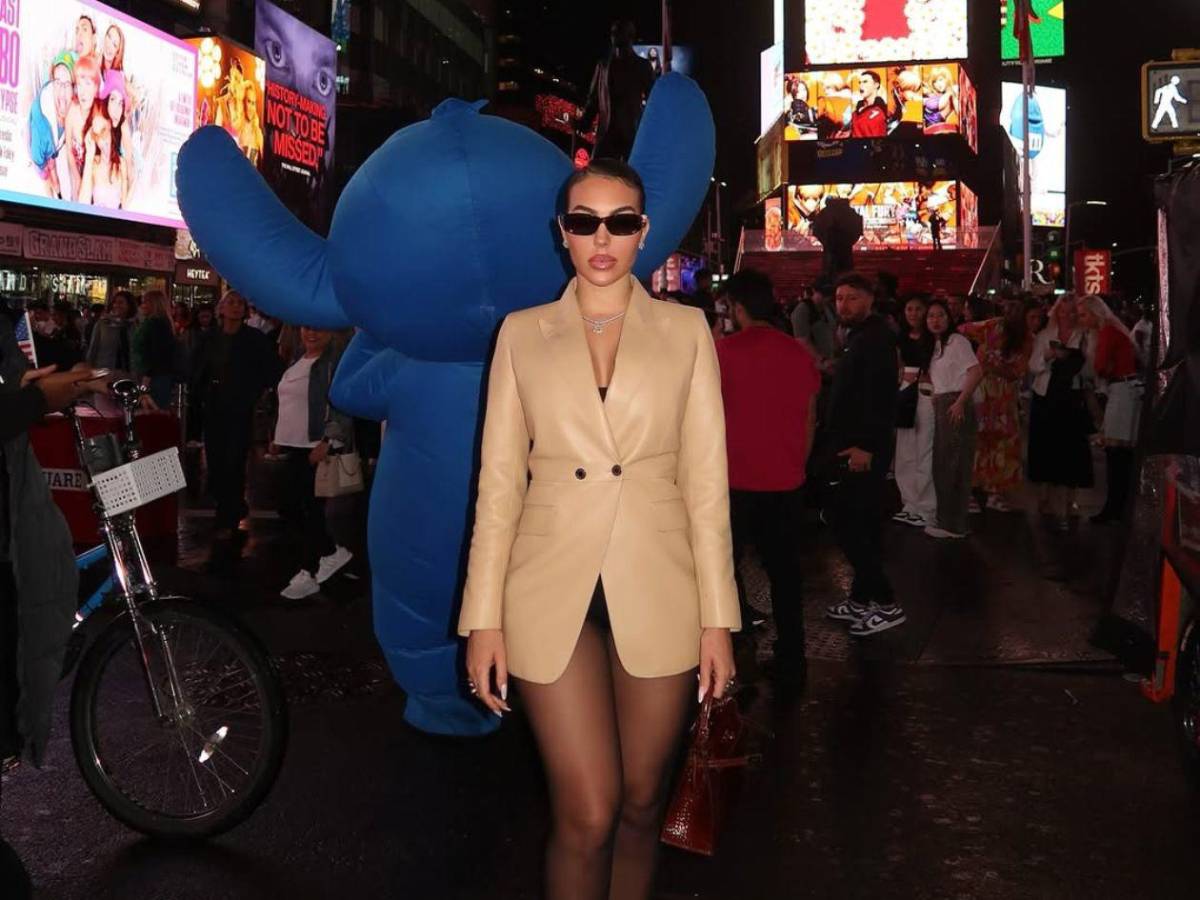 Georgina Rodríguez causa controversia por su atuendo en un templo de Portugal