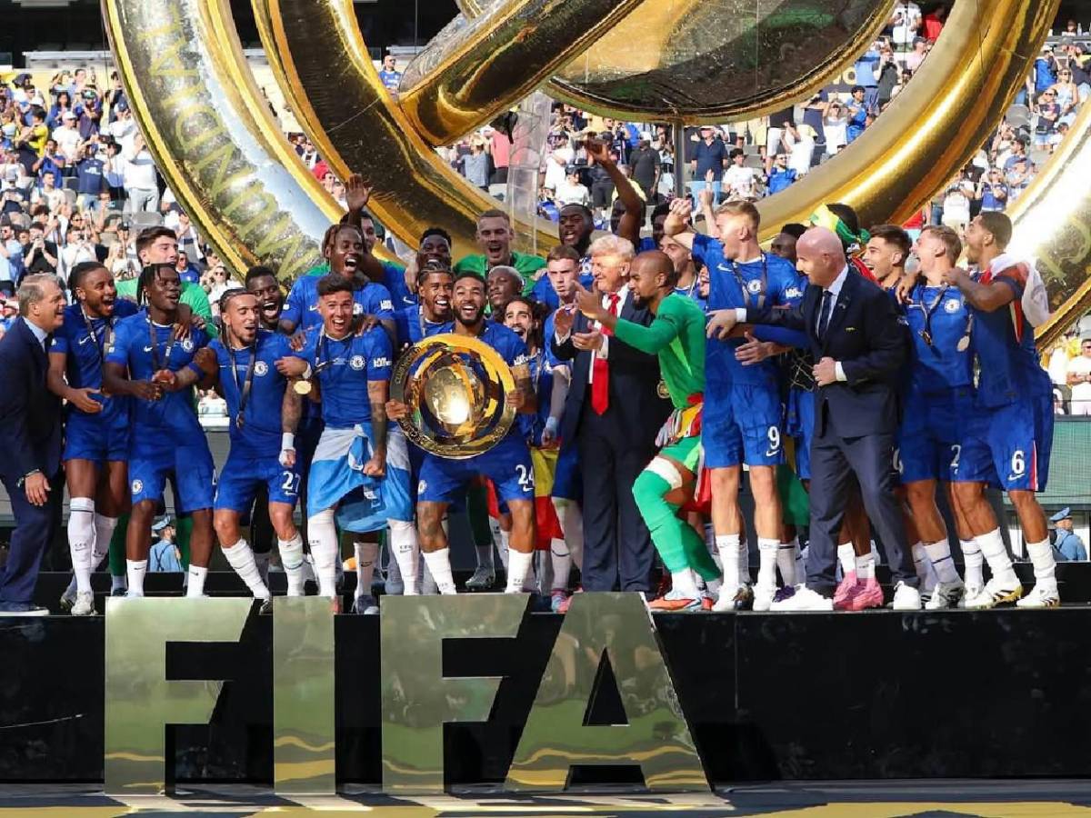 Trump hace confesión: lo que hizo con trofeo del Mundial de Clubes