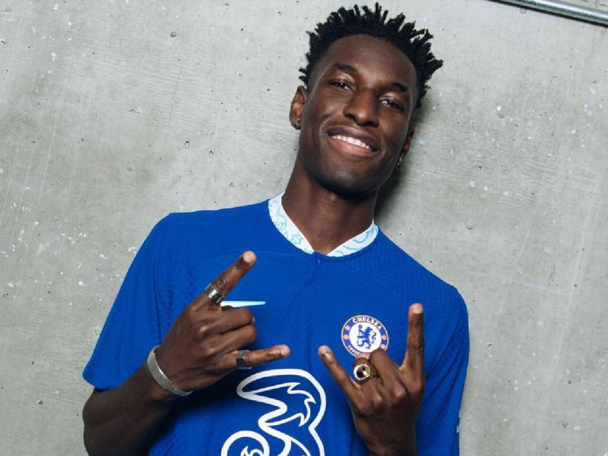 Barcelona recibe respuesta por Julián, Real Madrid con fichajes y otro paga 100 millones