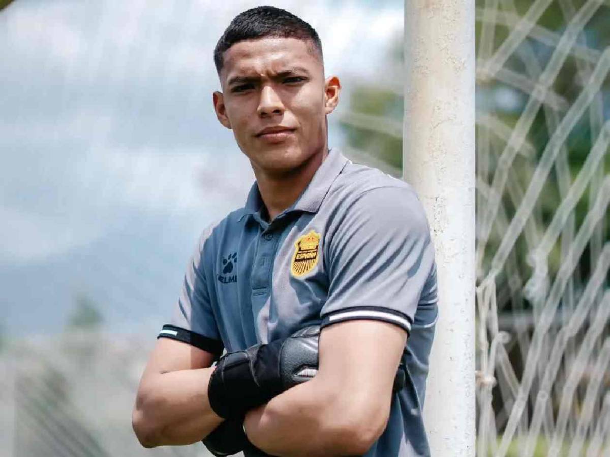 Pide salir del Olimpia, de exótico país a Honduras y cambia de club en Europa